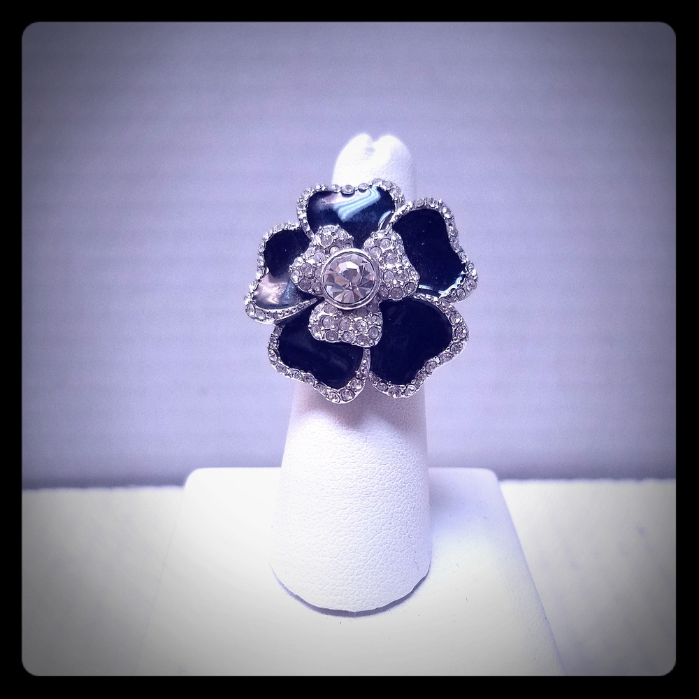 Lia Sophia flower ring